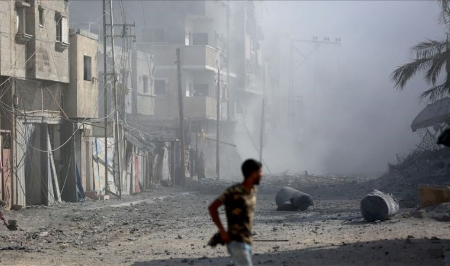 İsrail, Gazze’de Filistinliler için “güvenli” ilan ettiği bölgenin derhal boşaltılmasını istedi